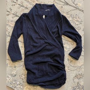 Navy maternity and nursing top, size s